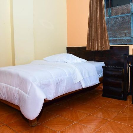 איאקוצ'ו Hotel Santa Ana מראה חיצוני תמונה