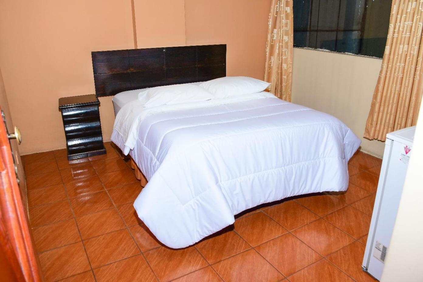 איאקוצ'ו Hotel Santa Ana מראה חיצוני תמונה